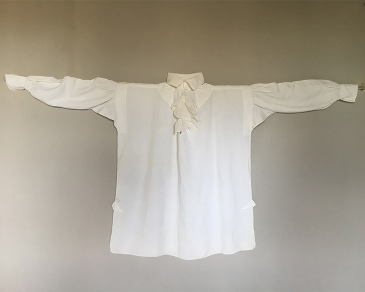 Gentleman's Linen Shirt 1790s | English & European Dress | Meg Andrews ...
